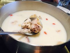 -捞王锅物料理(上海世茂广场店)