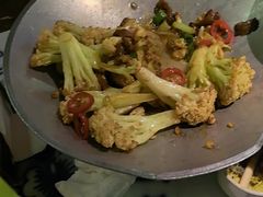-卢大鲜鱼头捞饭(美利广场店)