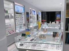 -光明眼镜·蔡司授权(徐泾店)