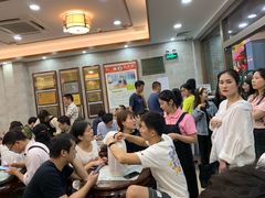 等位区-仁信老铺(华盖路店)