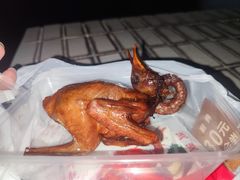 红烧乳鸽-煲煲掂风味煲仔饭餐厅(西区店)