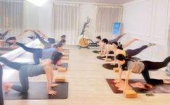 -闺蜜瑜伽·普拉提女性塑形馆