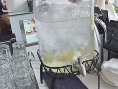 -UNI UNI(环亚凯瑟琳店)