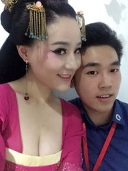 -盘子女人坊生日照·摄影馆(华强店)