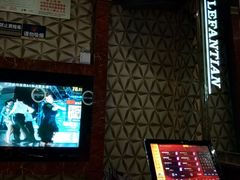-乐翻天量贩式KTV(淞发路店)