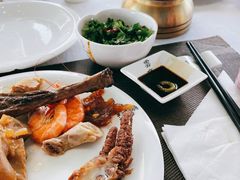-云顶旋转自助景观餐厅