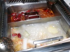 小鸳鸯锅底-野妹火锅(龙岗店)