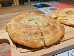 锅魁-麻婆婆白家肥肠粉(海岸城店)