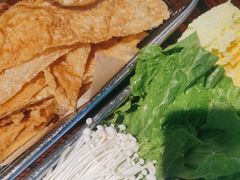 -沙胆彪炭炉牛杂煲(成都玉林店)