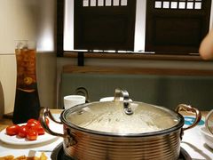 -六少·猪肚包鸡火锅(卓悦INTOWN店)