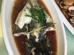 -鑫悦楼煎蟹·16年海鲜大排档