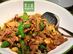 -费大厨辣椒炒肉(万家丽一店)