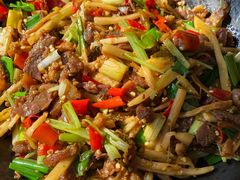 酸笋炒牛杂-牛八宝桂林米粉(八里庄店)