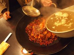 掺汤料了，看，有醪糟。-苟味道老火锅(黄桷坪店)