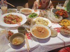 -肥肥虾庄·金牌油焖大虾(汉街SKP店)