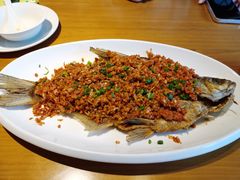 干烧武昌鱼-莲餐厅·湖北菜·藕汤是头牌(愚园路店)