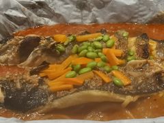 醇馥蒜香味-鱼颜诱纸纸上烤鱼·蛙(龙湖天街店)