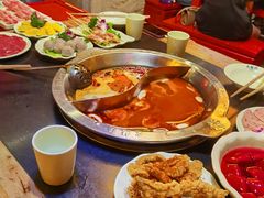 -大龙辣火锅·龙虾·烧烤(湖滨新天地店)