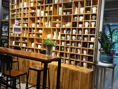 -LEO CAFE