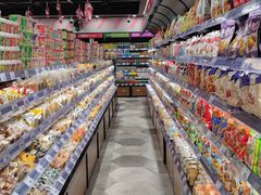 -老婆大人量贩零食连锁(萧山临浦店)