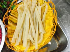 -钢管厂歆瑞源油卤串串香(春熙路太古里店)