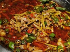 -兔行天下-鸿鹤鲜锅兔(中海国际店)