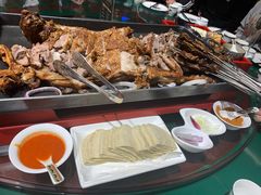 蒙古烤全羊-九十九顶毡房(阜石路店)
