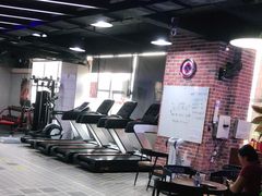 -UP健身私教馆(海岸城店)