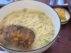 -百年老字号·观振兴蟹黄面·三虾面·苏式面(观前街富仁坊巷店)