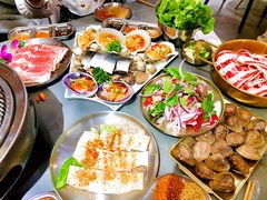 -围炉肉舍丹东海鲜烤肉·烤活鳗(步行街店)