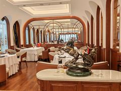 -马克西姆俄罗斯餐厅(通亚街店)