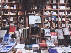 -百新书局(尚悦湾店)