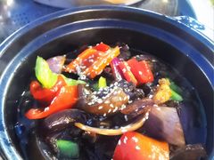 黄牛肉煲-盐禾堂海南屯昌香草鸭(海润路总店)