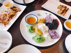 五味海鲜水饺拼盘-东莱馋房(陆家嘴店)