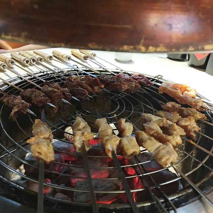 牛九水浒烤肉(酒泉总店)-"九牛水浒烤肉,是酒泉特色必吃!有酒泉店.