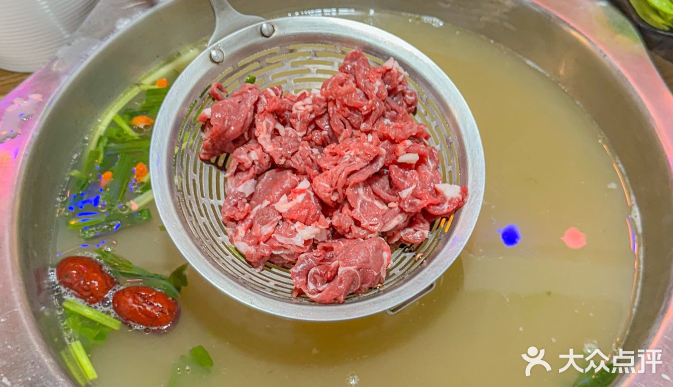 勇敢牛牛！不怕困难！杭州！这口黄牛肉火锅
