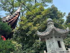 -龙华寺