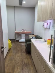 -睿宝儿科·眼科·口腔(静安大悦城门诊部)