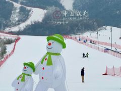 -鳌山滑雪度假区