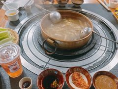 -阿山卓·野生菌火锅·纳西火塘烤肉