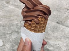 72%黑巧克力软冰淇淋-布歌东京(金融街购物中心店)