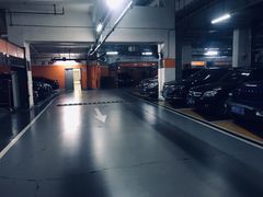 -Iapm环贸地下车库