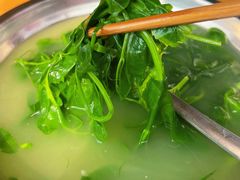 豌豆尖-豆腐脑花