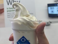 牛乳冰淇淋-山姆美式餐吧(鼓楼店)