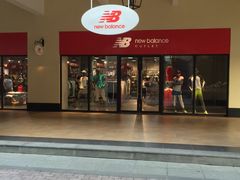 -王府井奥莱临潼小镇(临潼店)