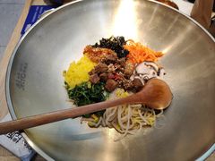 烤牛肉拌饭-梨花牛肉汤饭(仁恒伊势丹店)