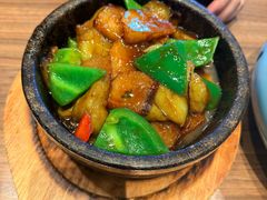 石锅地三鲜-香厨中餐厅(松北香格里拉店)