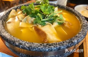 Stone Pot Chicken and Tofu Skewers