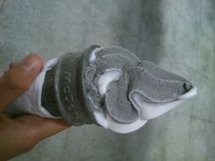 麻麻黑甜筒-麦当劳(中山公园龙之梦店)
