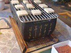 -野山舂·贵州现舂酸汤牛肉(民生路店)